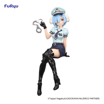 ESTATUA REM POLICE OFFICER...
